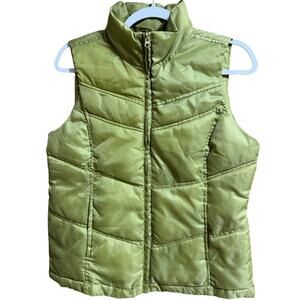 Merona Women’s Puffer Vest Small Green Zip Up Cozy Winter Quilted